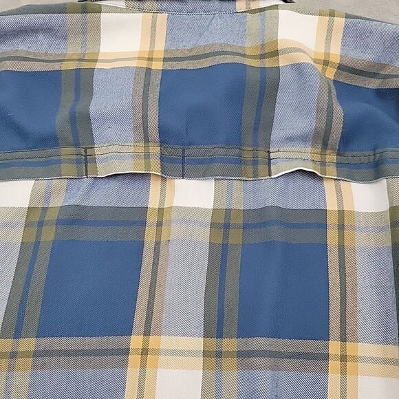 Lake & Trail Mens Soft Flannel Shirt Size Large Blue Gold Plaid Metal Buttons - Picture 4 of 9